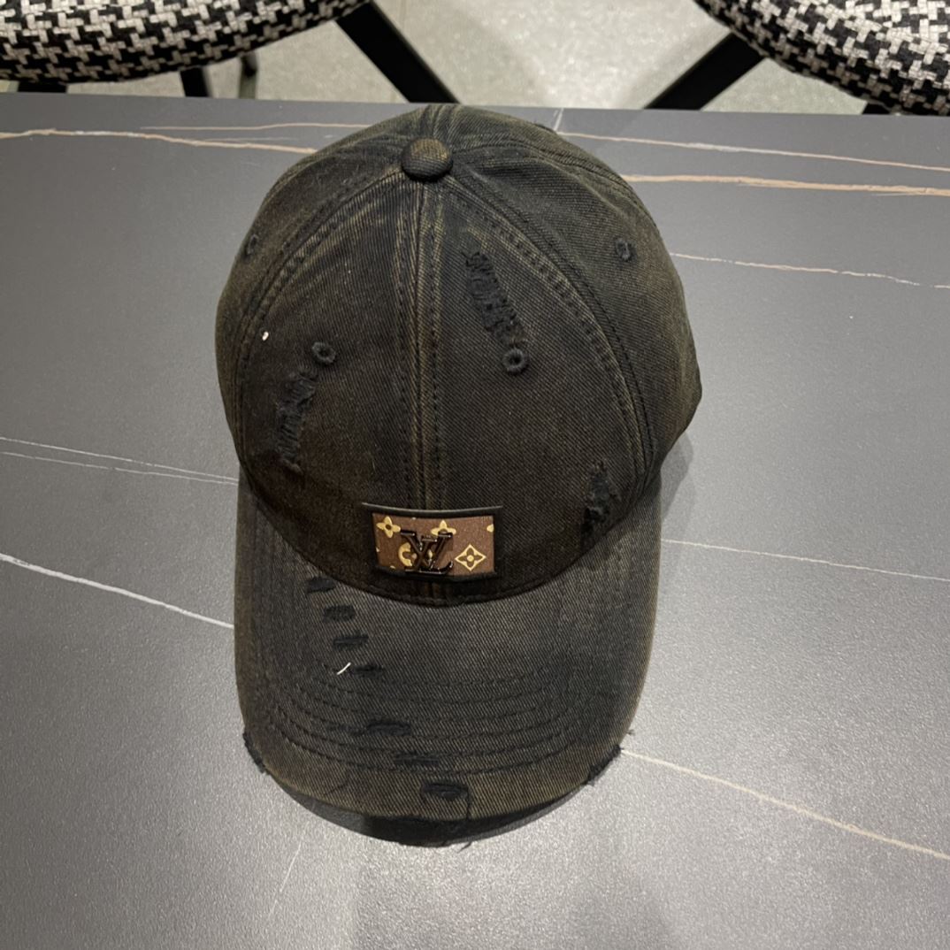 Louis Vuitton Caps